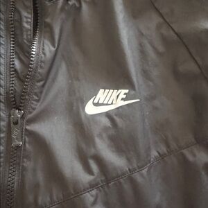 Nike Men's Black Windrunner Windbreaker Jacket size Large
